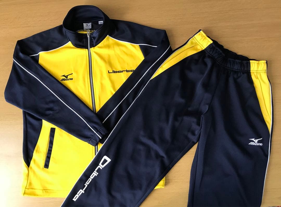 新品タグ付き リベルタサッカースクール ジャージ 160 ミズノ ミズノ