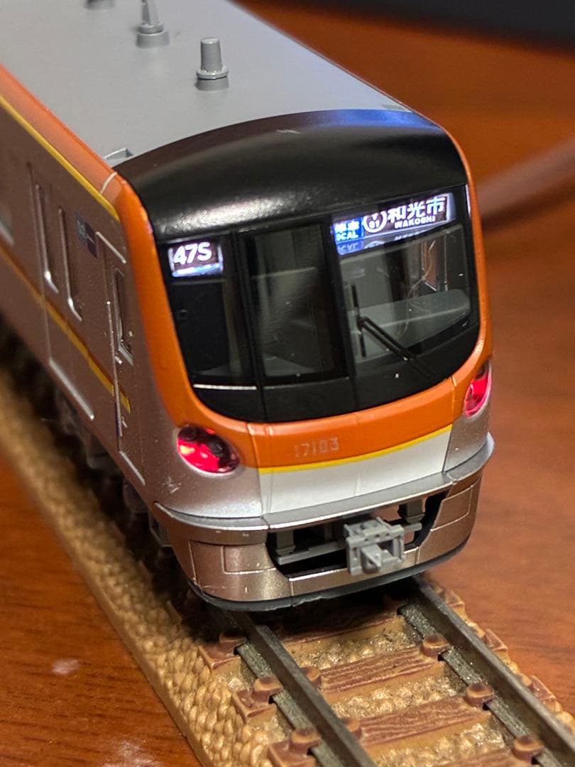 東京メトロ17000系10両　kato ライト点灯動力動作確認済　ジャンク品