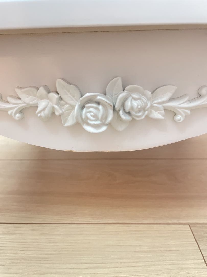 白家具☆サイドテーブル☆サイドチェスト☆ナイトテーブル☆薔薇飾り