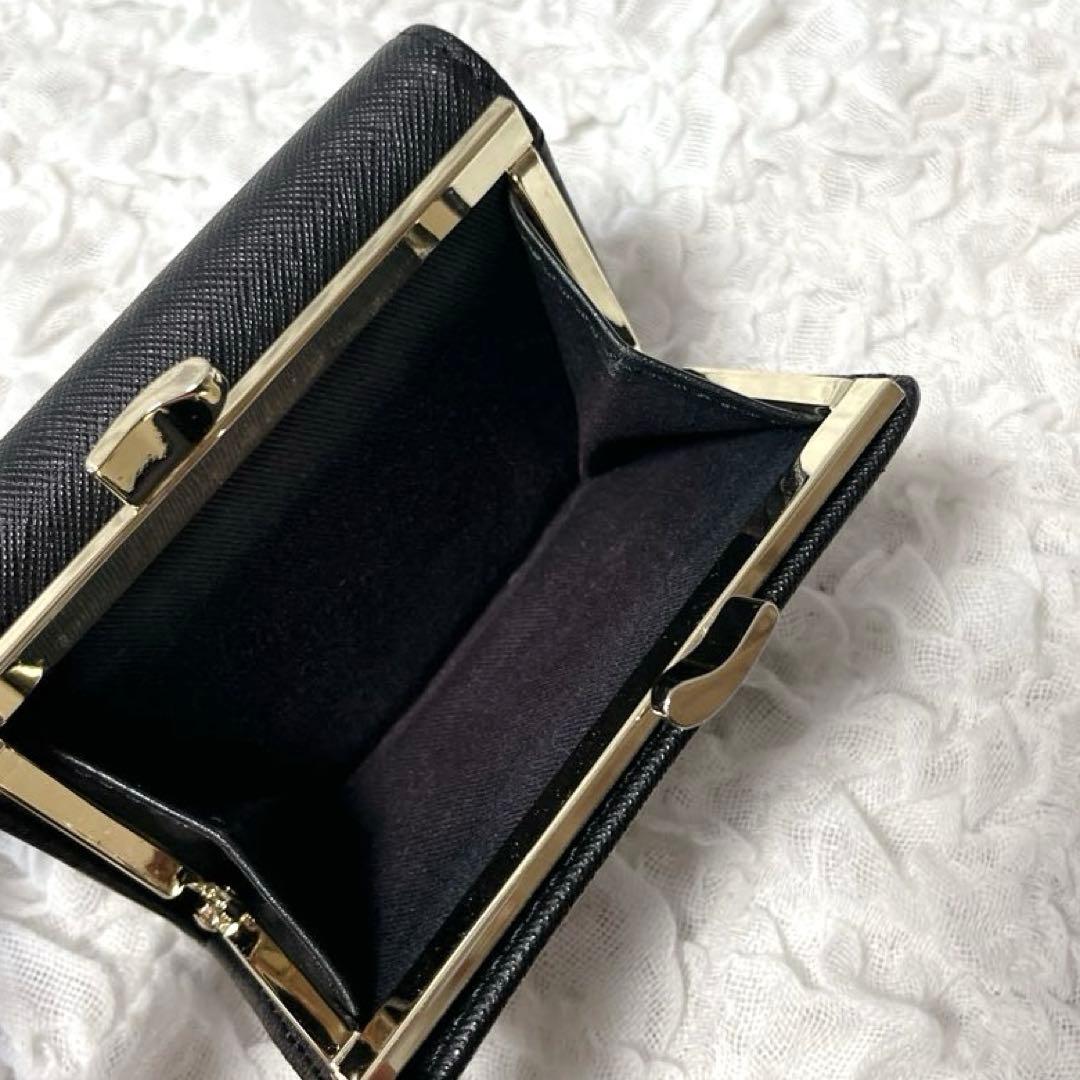 三つ折り　vivienne オーブ三つ折り財布 レザー　サフィアーノ　がま口