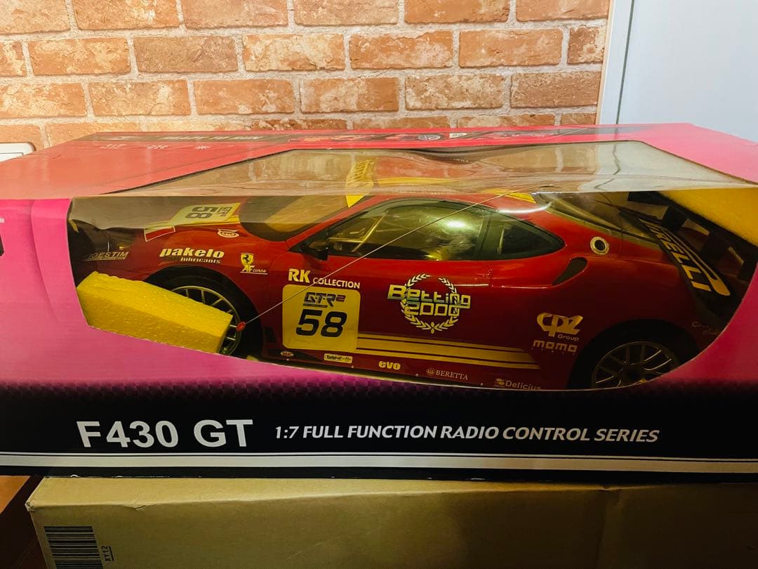 【未使用未開封】F430 GT 1:7 フルファンクションラジオコントロールカー
