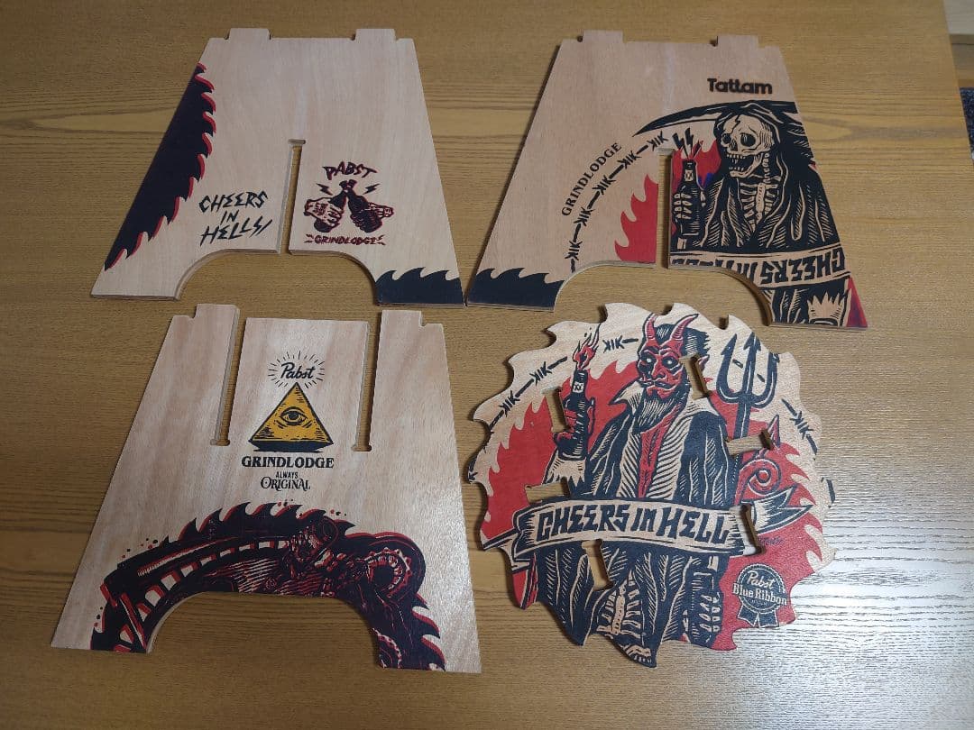 最終値下げGRINDLODGE × PabstBlueRibbon 木製スツール