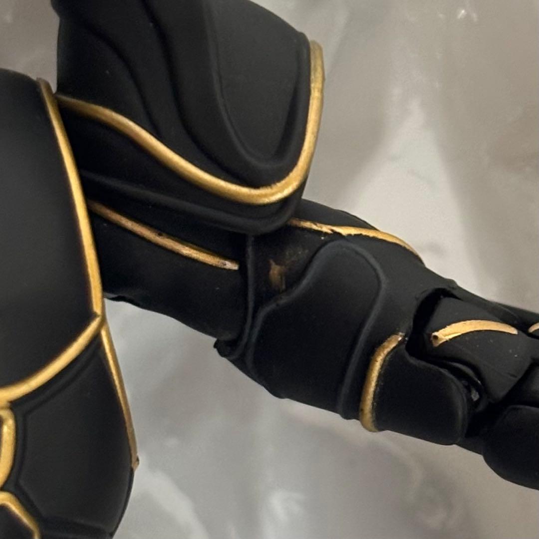 S.H.Figuarts 真骨彫製法 仮面ライダークウガ アルティメットフォーム