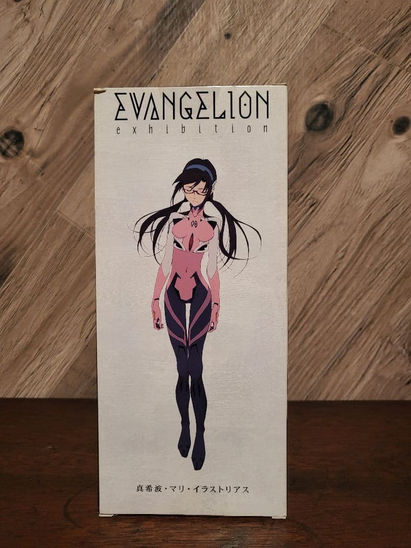エヴァンゲリオン展　フィギュア 5体セット・未開封図録・ポストカード5枚セット
