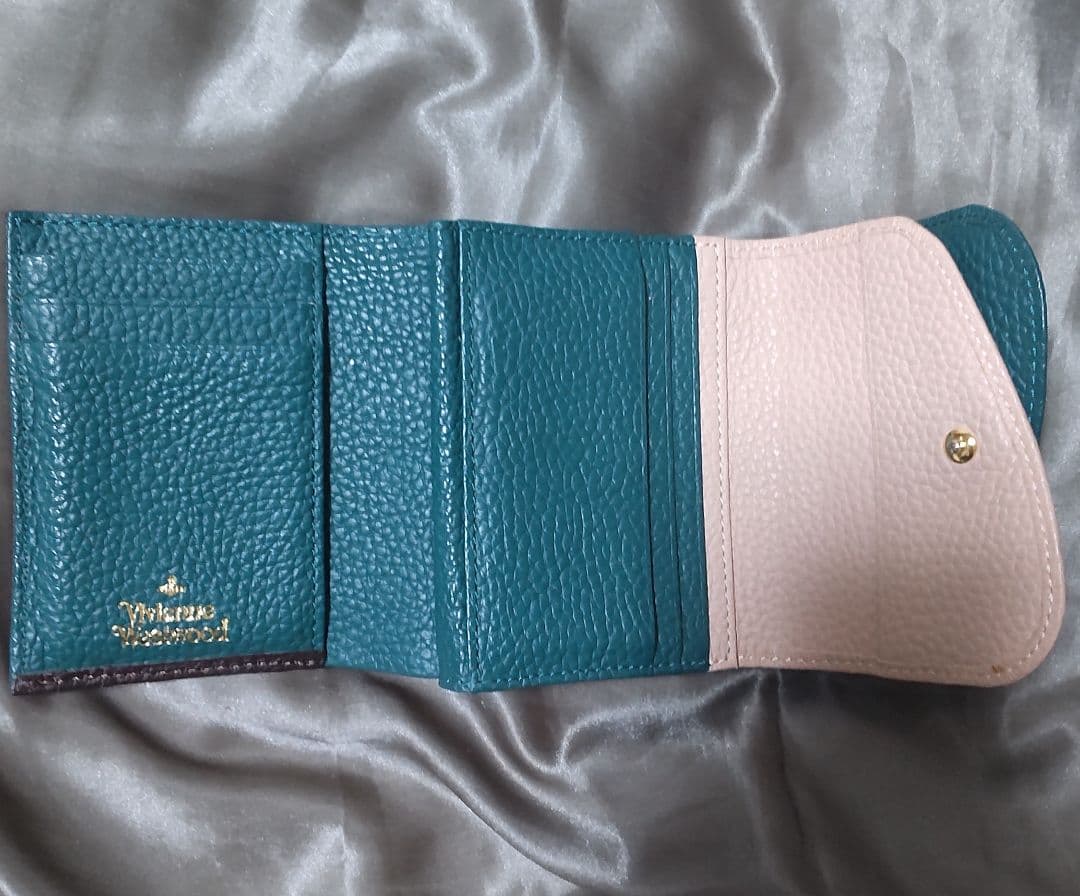 Vivienne Westwood ダブルフラップオーブロゴ折財布