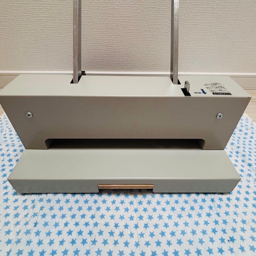 PLUS プラス 手動裁断機 PK-513