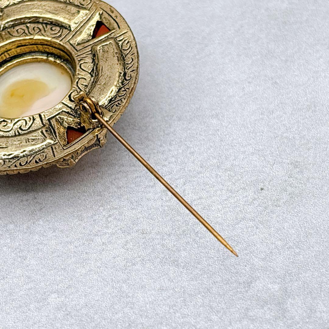 希少！！！イギリス ヴィンテージ MIRACLE社 大きなブローチ