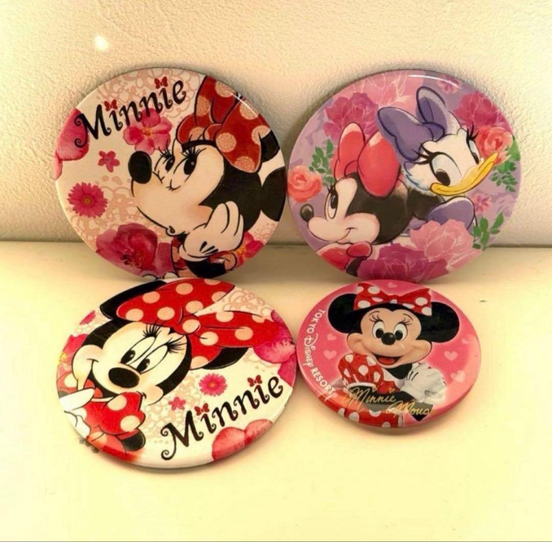 ディズニー 缶バッジ ミニー デイジー 実写 まとめ売り - メルカリ