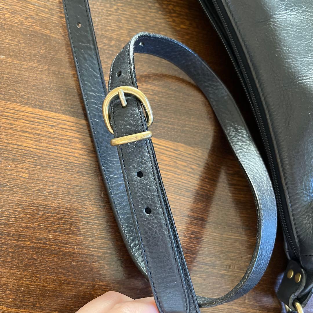 イルビゾンテバッグIL BISONTE 三日月 2wayショルダー バッグＬ