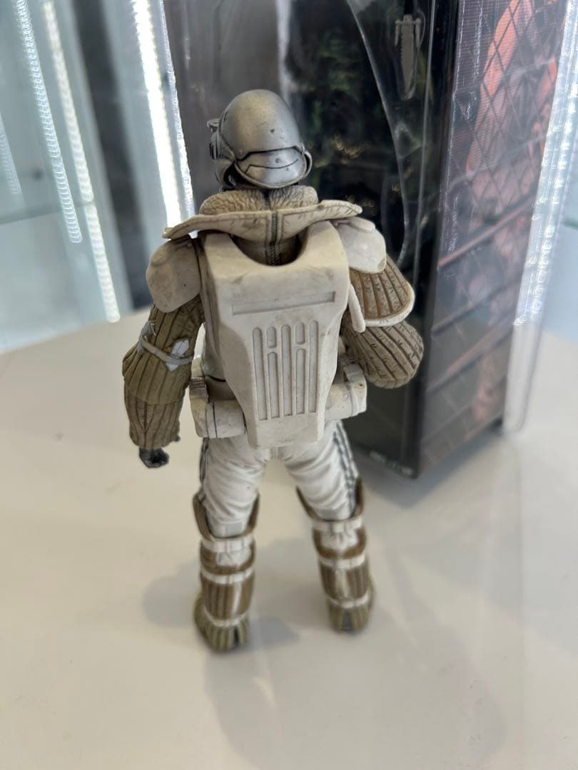 NECA エイリアン3 ウェイランドユタニ　コマンドー