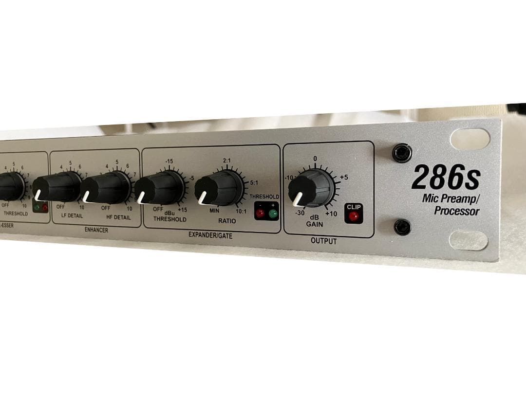 dbx 286s マイクプリアンプ/コンプ/エンハンサー/ディエッサ