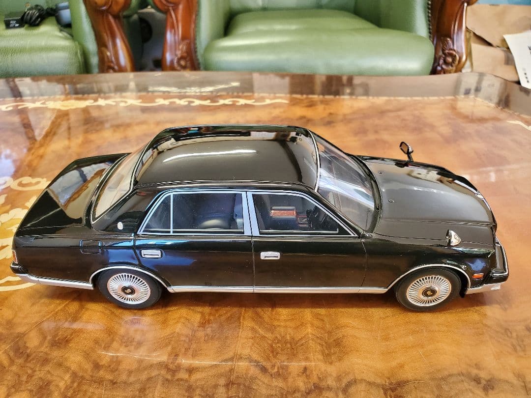 希少な京商サムライ　センチュリー1/18 702台限定299台目　GZG50