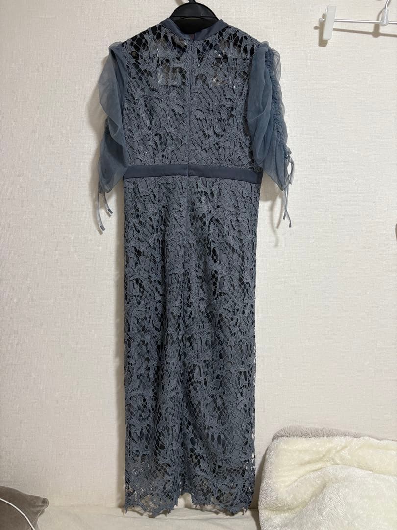 Leja シアーレースパフスリーブスリットⅠラインドレス