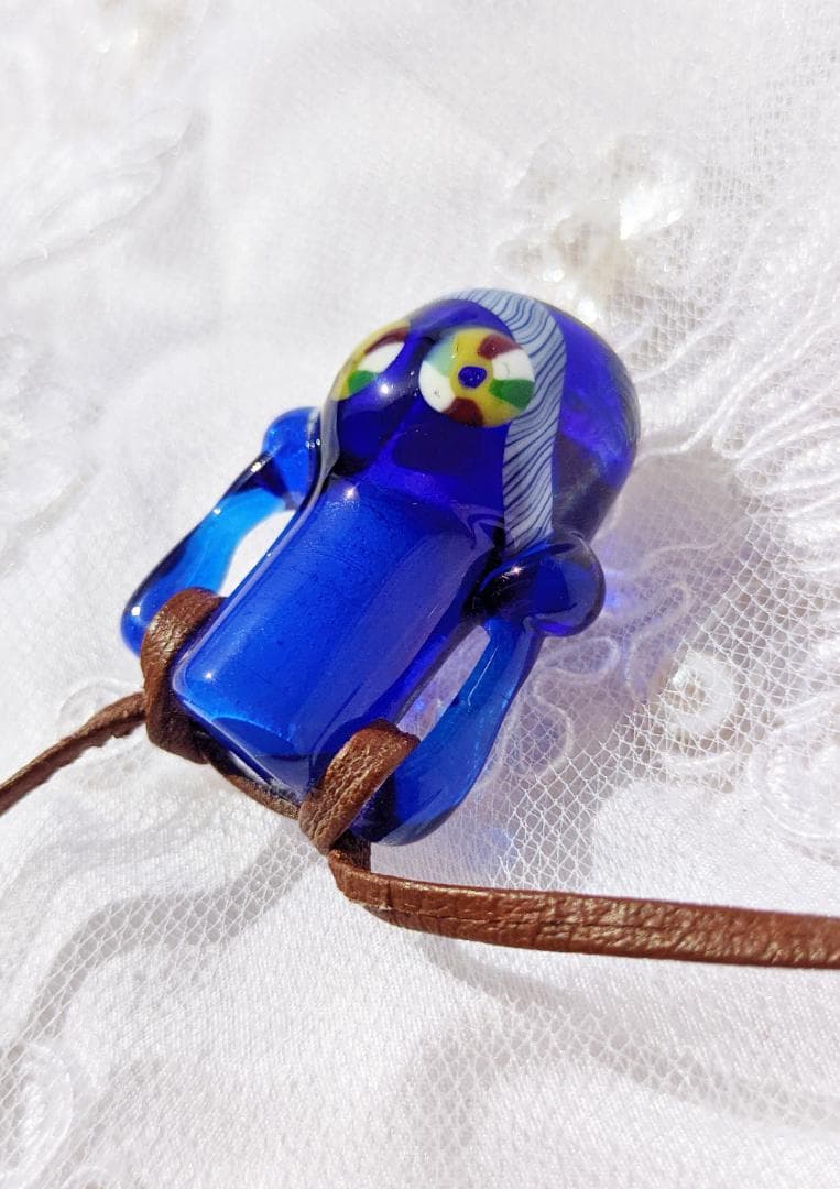 吉田正子トンボ玉（貳拾陸）「瓶型」皮ひもネックレスガラス玉に込めた