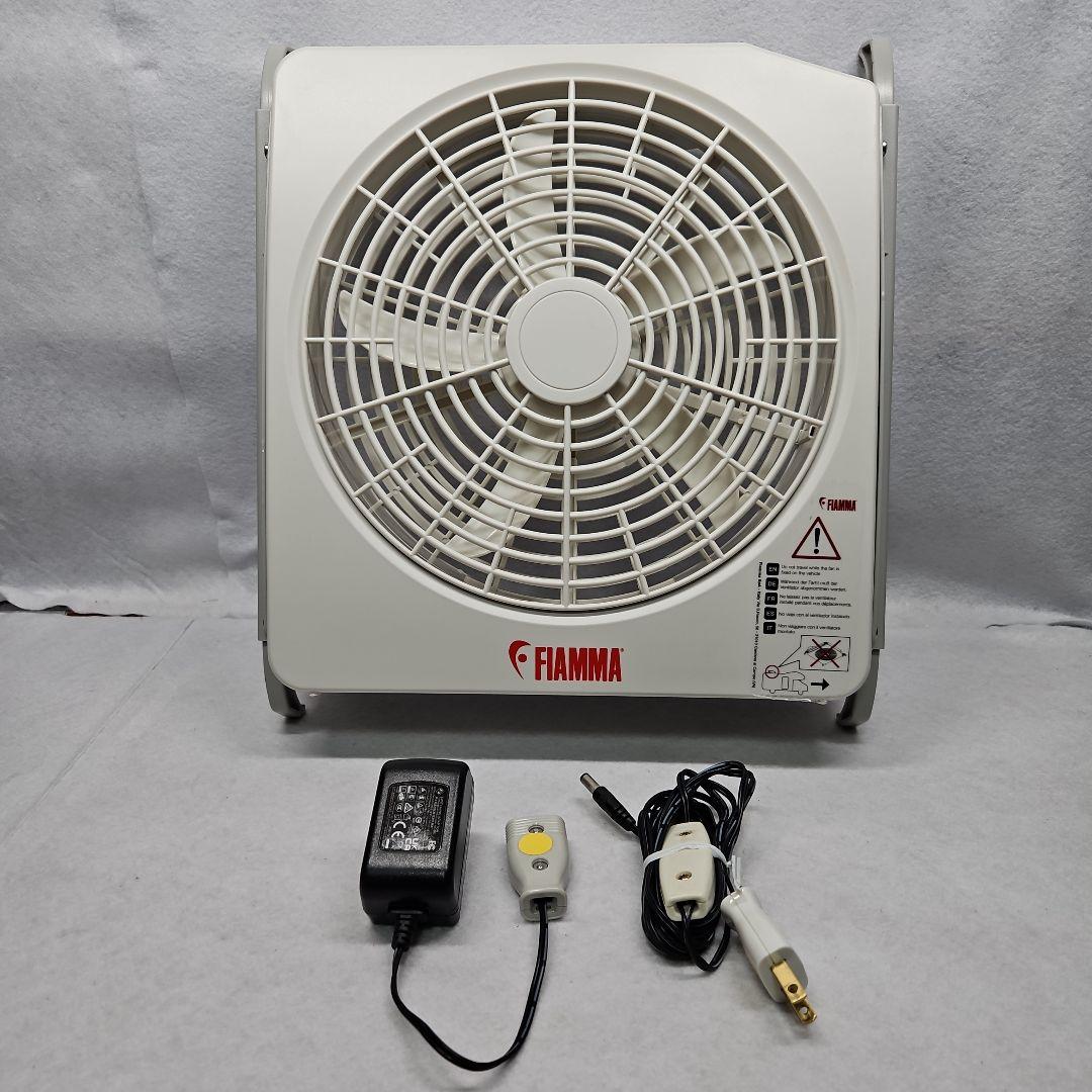 FIAMMA 吸排換気ファン DC12V 乾電池 の2電源
