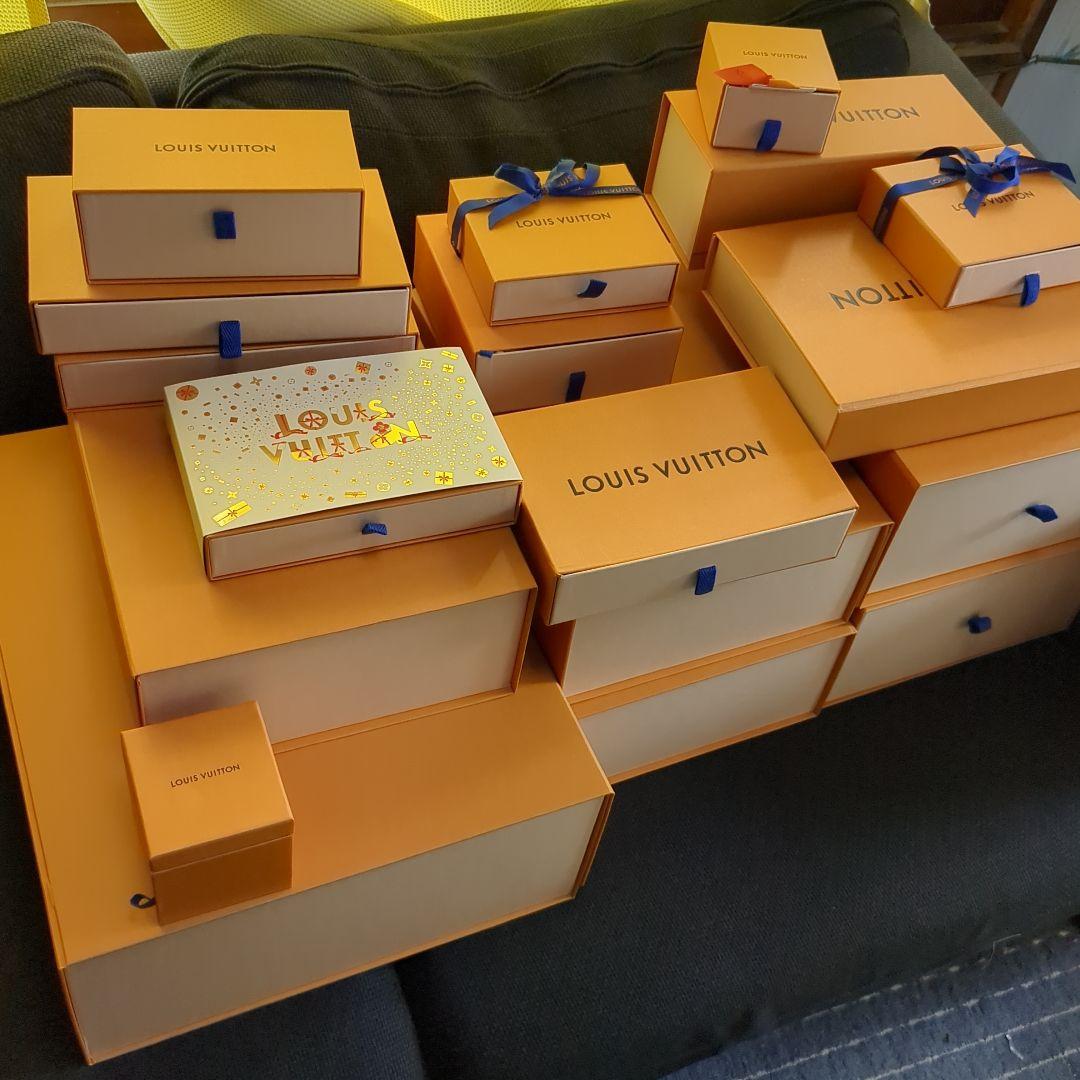 ルイヴィトン バレンシアガショップバッグ紙袋おまけ含34点