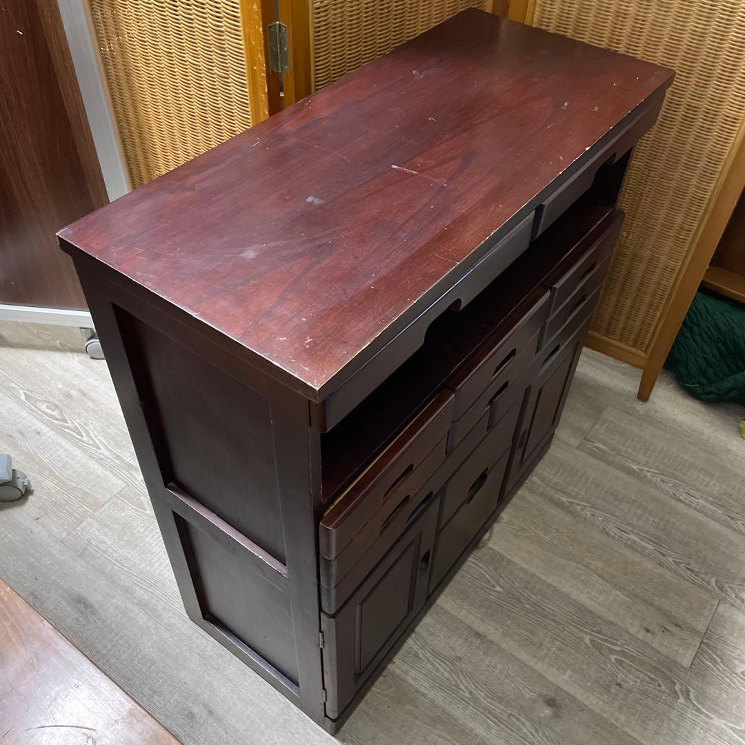 ダークブラウン木製キャビネット 12引き出し 開き棚2つ キャスター