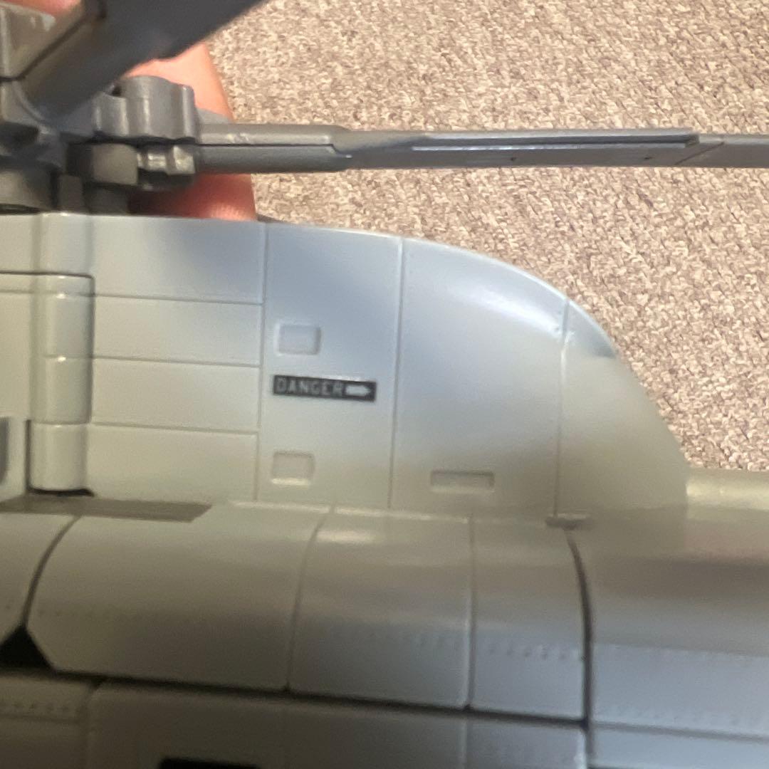 トランスフォーマー MPM ブラックアウト正規品 シール貼り