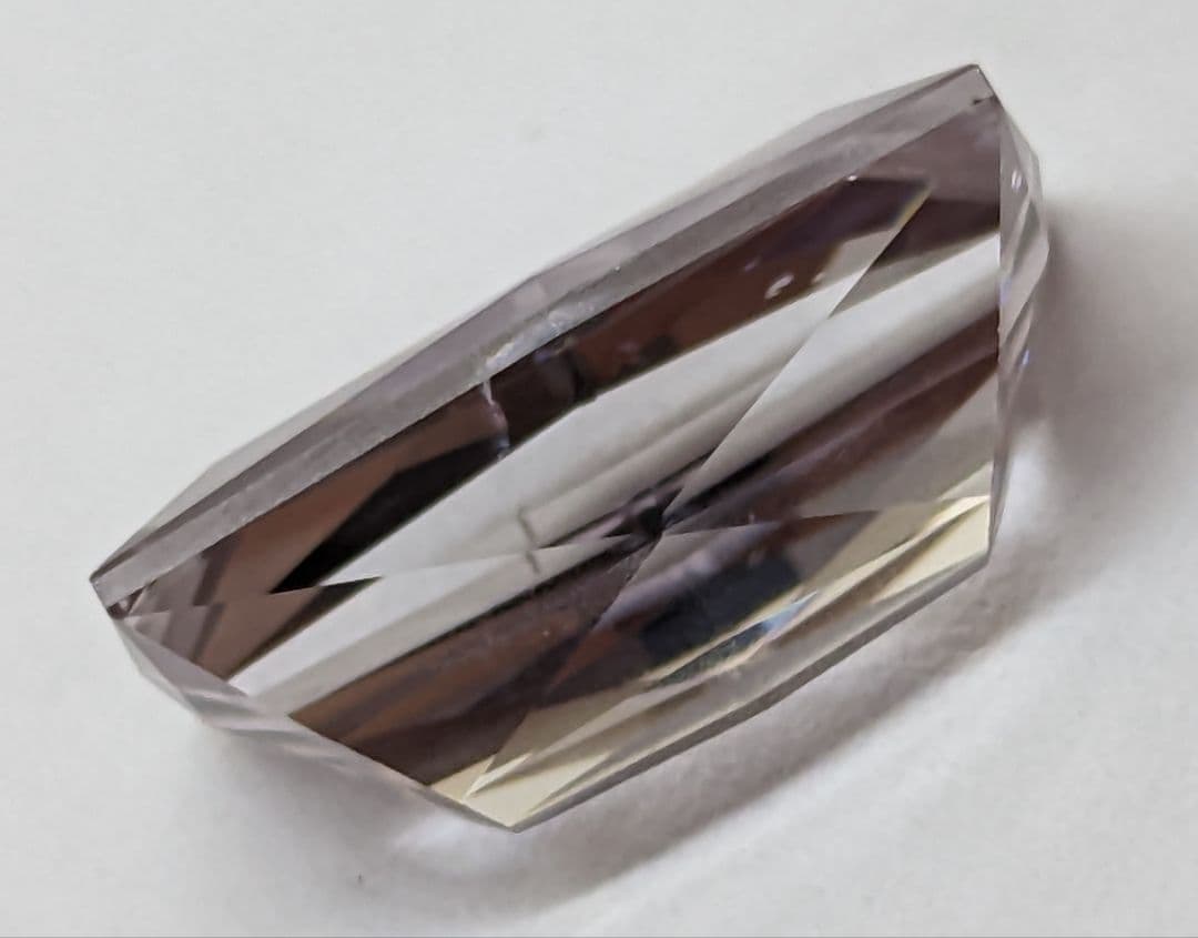 ハーツレンジ産 天然ジルコン 3.85ct ルース
