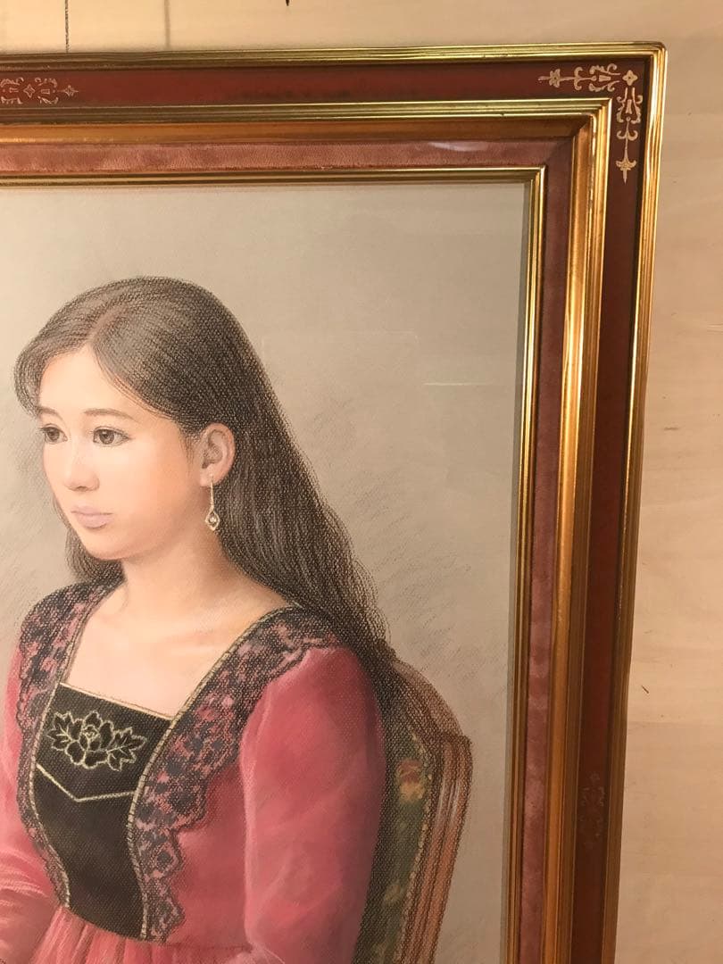 徳田宏行　「赤いドレスの女性」　パステル画２０号　直筆サイン有り