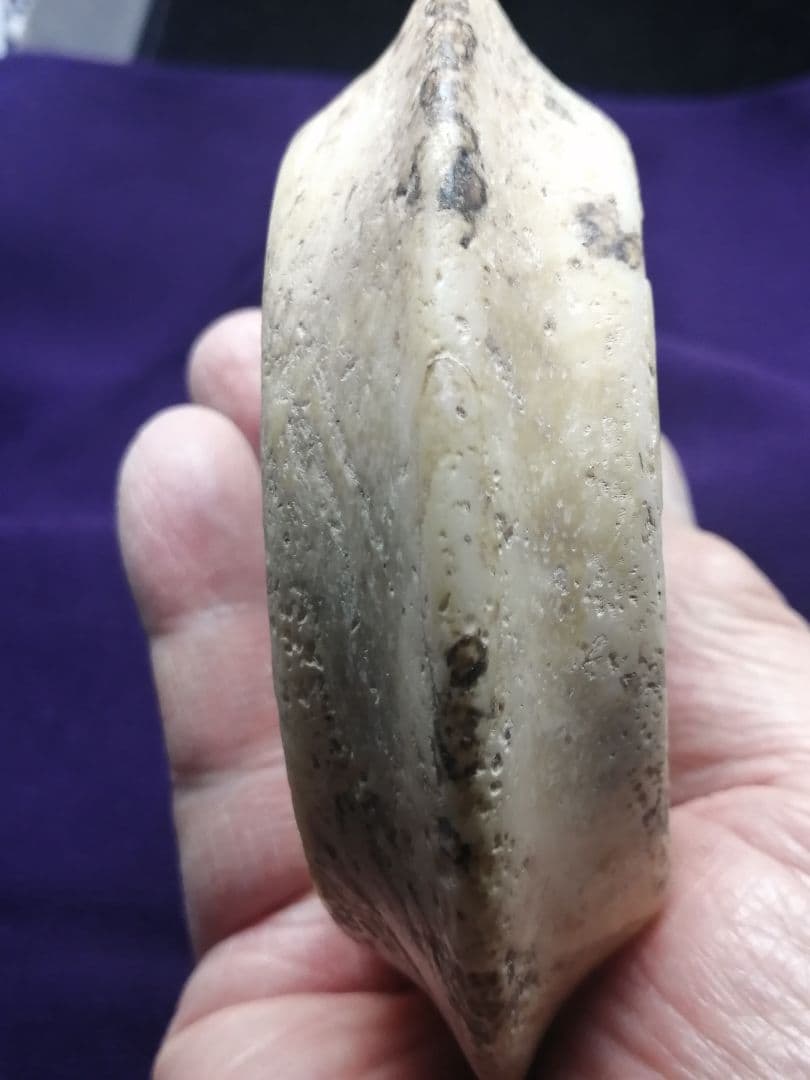 ☆古墳初期『玉石垂飾輪』出土品。玉石 230g 埋蔵文化財 非常に