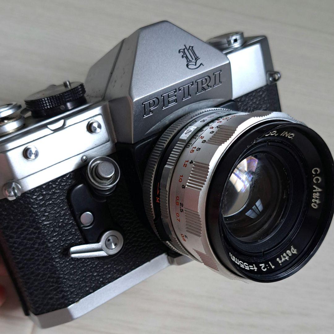 ペトリ PETRI 35mmフィルム一眼レフ カメラ ケース付き ジャンク品