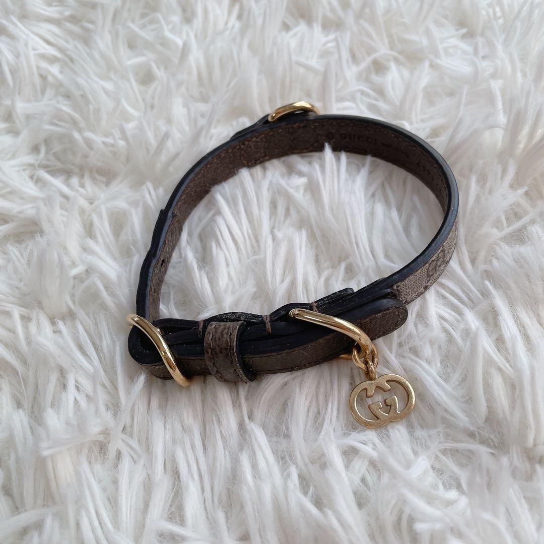 スノーフレーク柄、ファータイプ(①)わんちゃん猫ちゃん用襟つき首輪