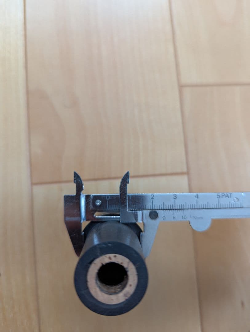 チェロ　黒檀製10mm用エンドピンソケット　直径25mm