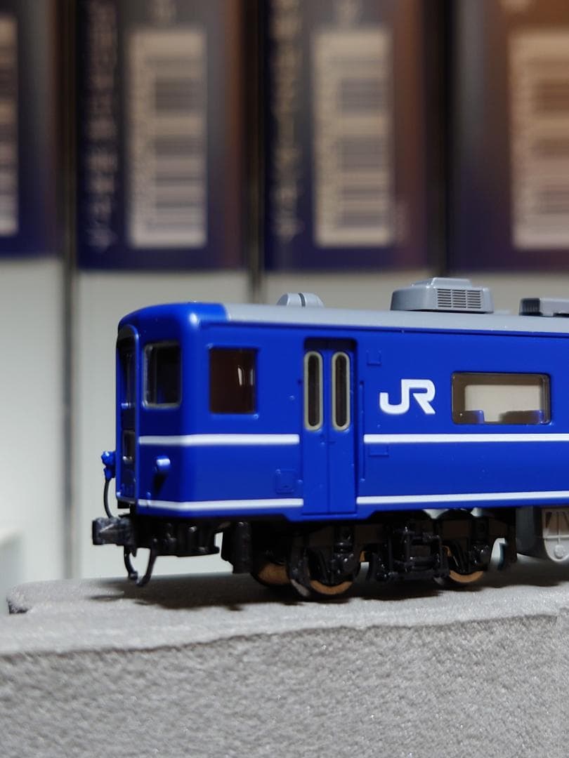 画像追加　トミックス　14系扉帯無し座席車8両