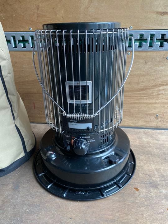 トヨトミ お買い得品 石油ストー KS-67H ブラック ストーブケース