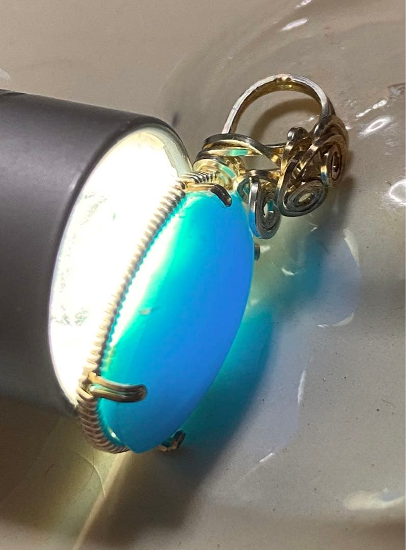 ハンドメイドペンダントトップ⭐︎珪化ターコイズ 湖水