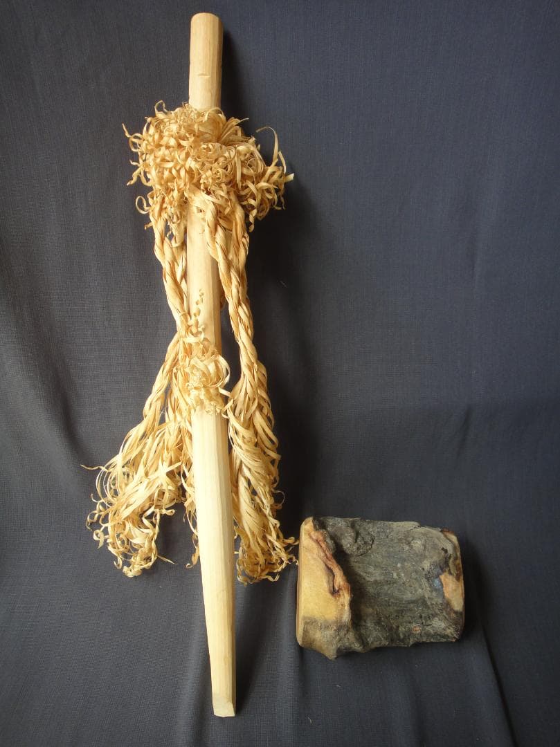 希少 アイヌ イナウ 60cm 台座付き アイヌ儀式