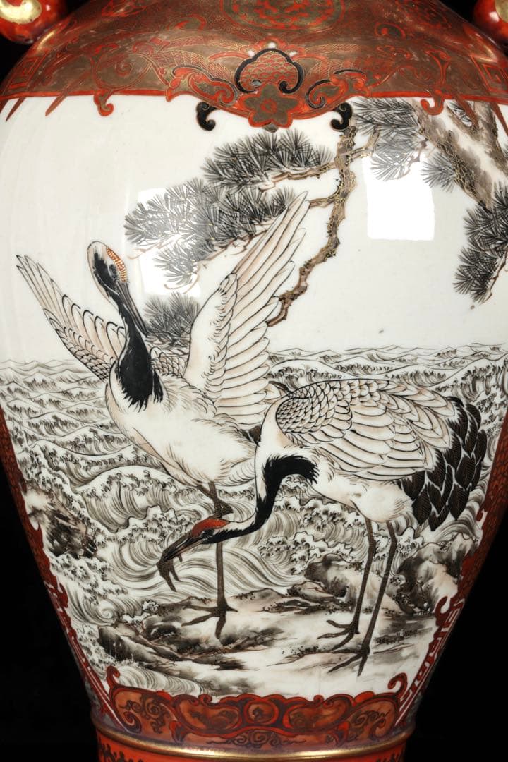 九谷焼 大日本九谷造】金襴手赤絵金彩 龍双耳飾壺 花瓶 人物