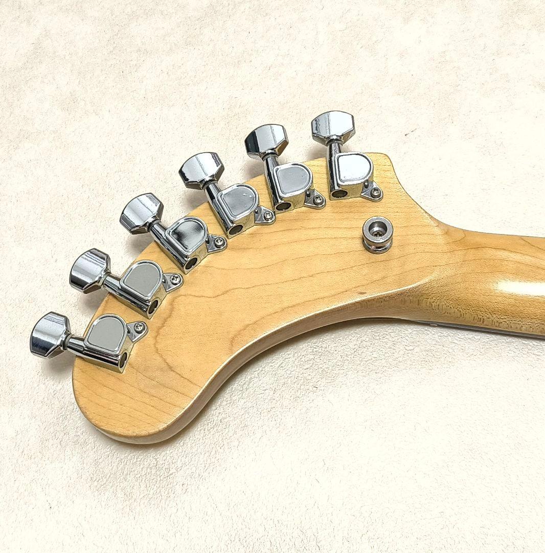 【美品】ZO-3 イエロー アンプ内蔵ミニギター 専用ケース付 ぞーさん