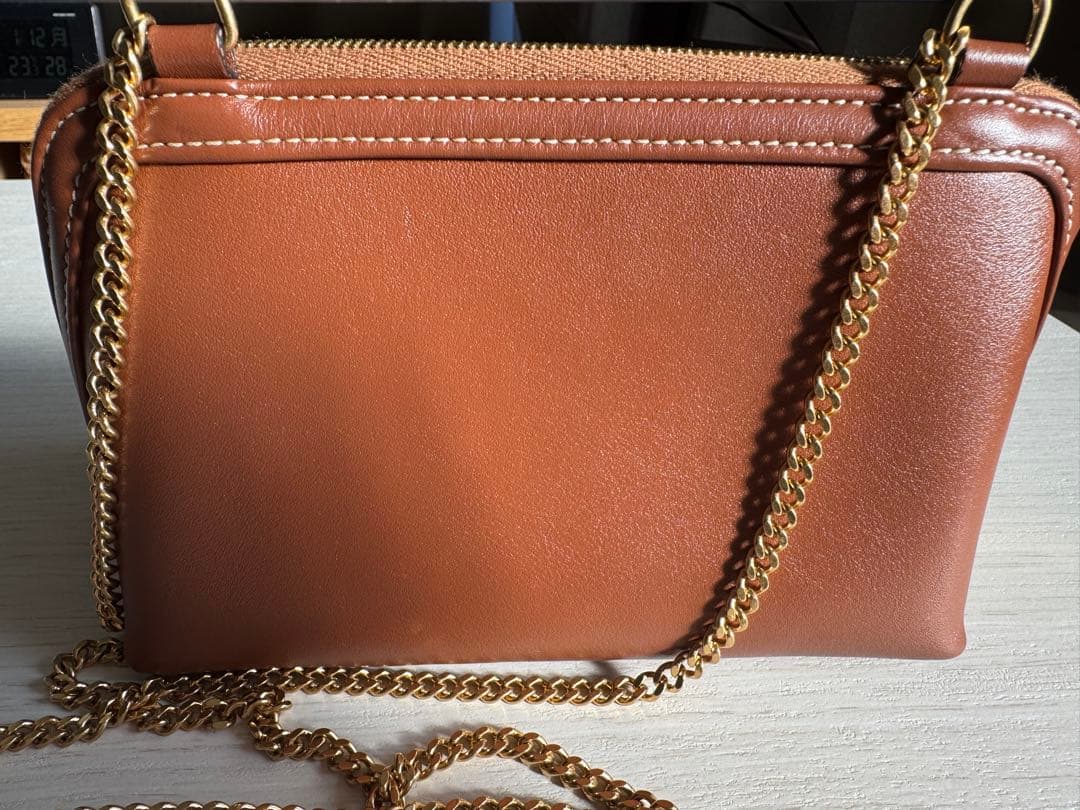 CELINE ブラウンレザー ショルダーバッグ