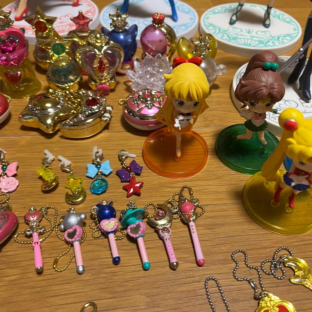 セラムン　フィギュア　ガチャガチャ