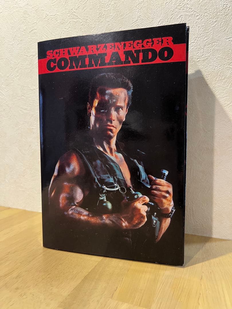 コマンドー NECA 30周年フィギュア　ジョン・メイトリックス