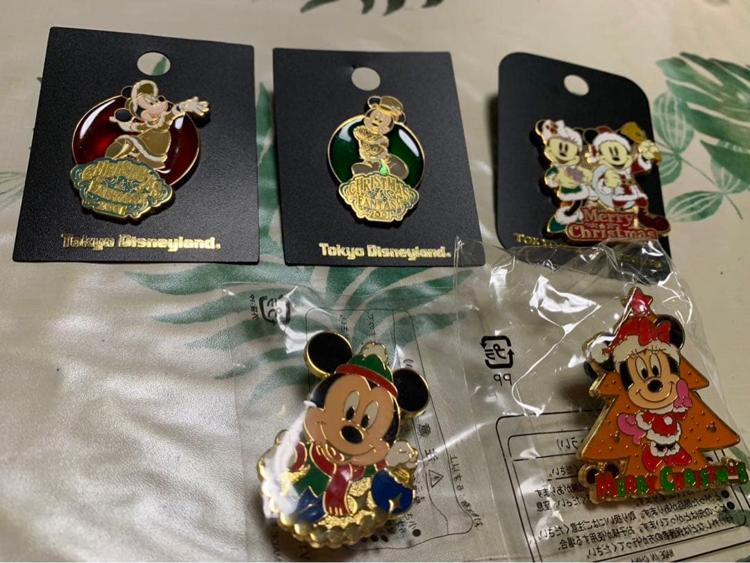 東京ディズニーランド クリスマス ピンバッジセット 5個 - メルカリ
