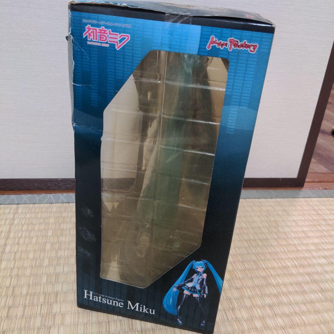 キャラクターボーカルシリーズ01 初音ミク 1/7スケール 未開封品(箱損傷)