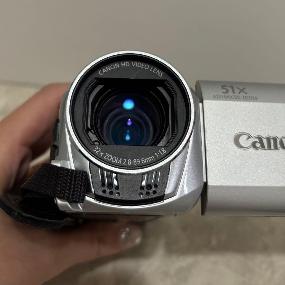 Canon HF R31ビデオカメラ バッテリー付き シルバー キャノン