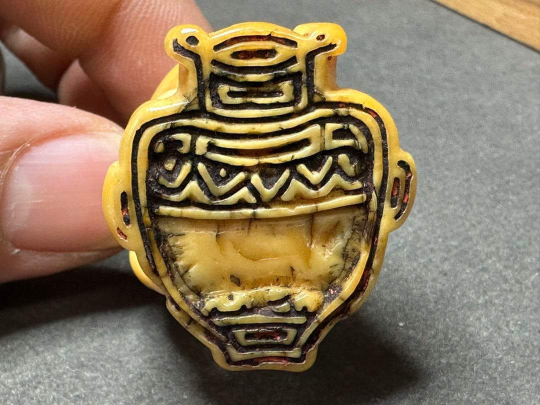 極上 根付 印鑑 天然素材 アンティーク 和彫 置物 骨董 飾り物 古美術