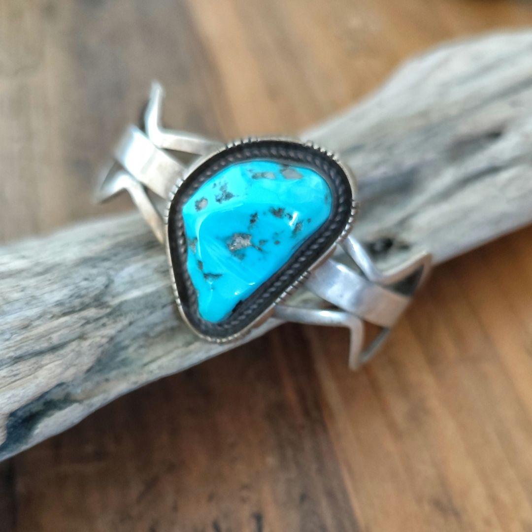 ナバホ族 STERING ターコイズ シルバー バングル インディアンジュエリー