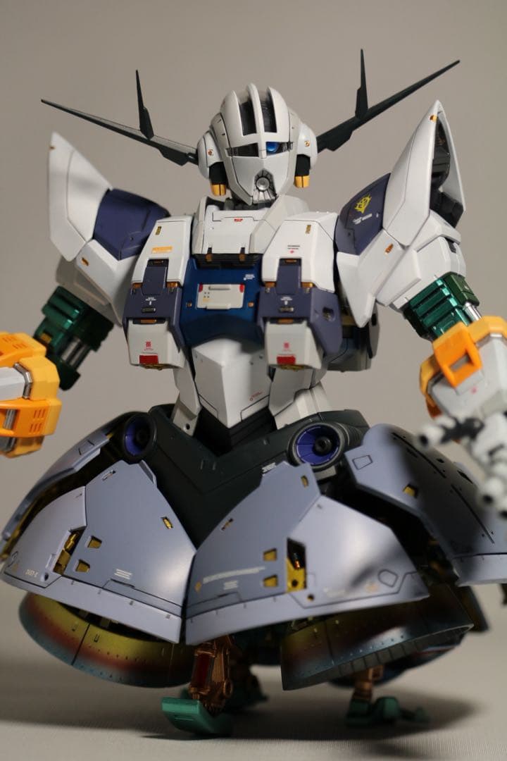 RGジオング、全塗装完成品