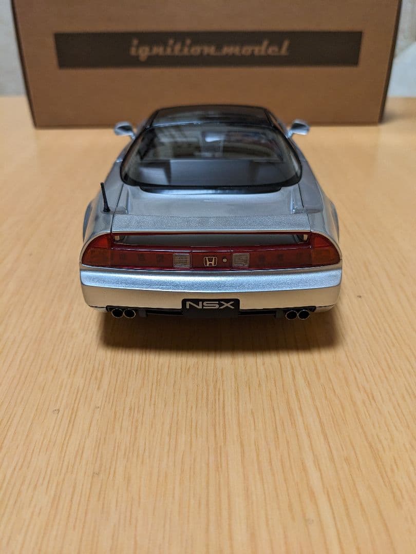 イグニッションモデル1/18　ホンダNSX(NA1)