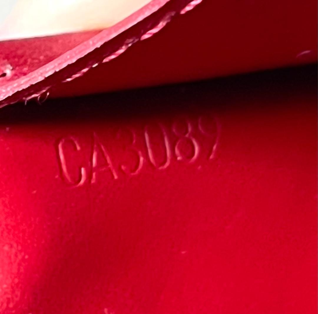 ルイヴィトン ヴェルニ ポシェットクレ ワイン CA3089 キーケース