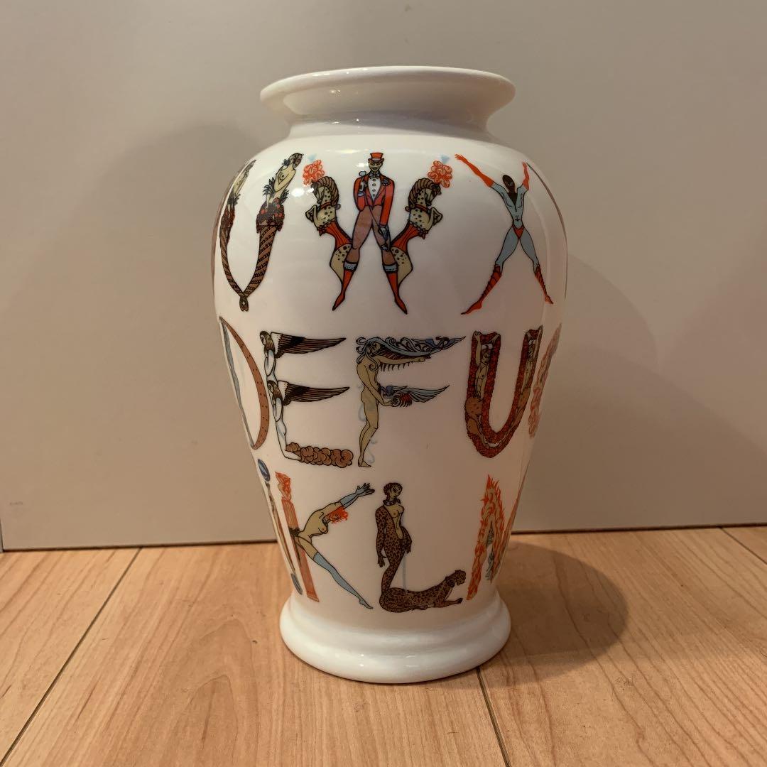 Supreme Studded Collar Supreme Vase Supreme Studded Collars Vase