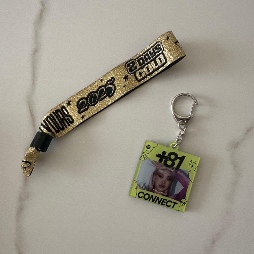 81 CONNECT キーホルダー 2025 pop yours エルテレサ - メルカリ