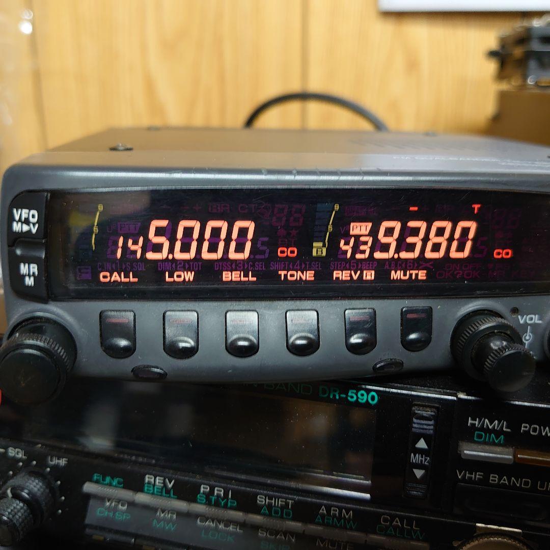 TM-733G 144 430MHzFMモービル機10W機アマチュア無線機