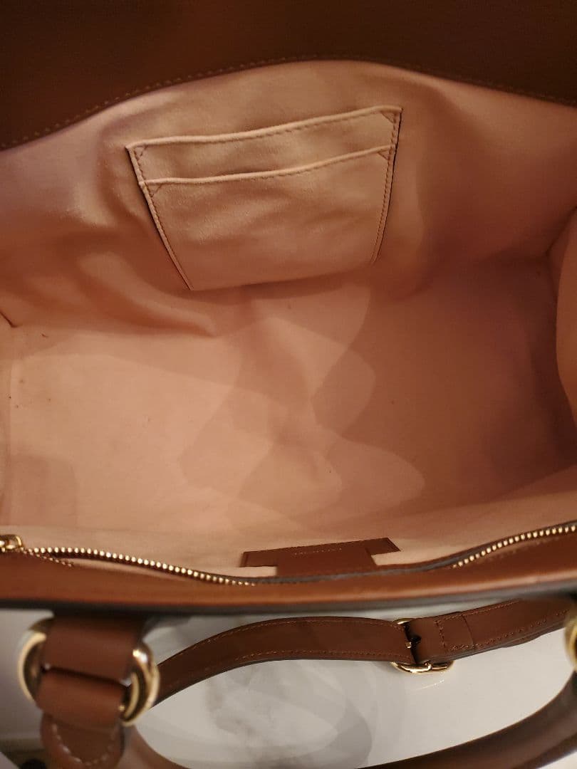 Gucci トートバッグ 刺繍の蜂と花柄