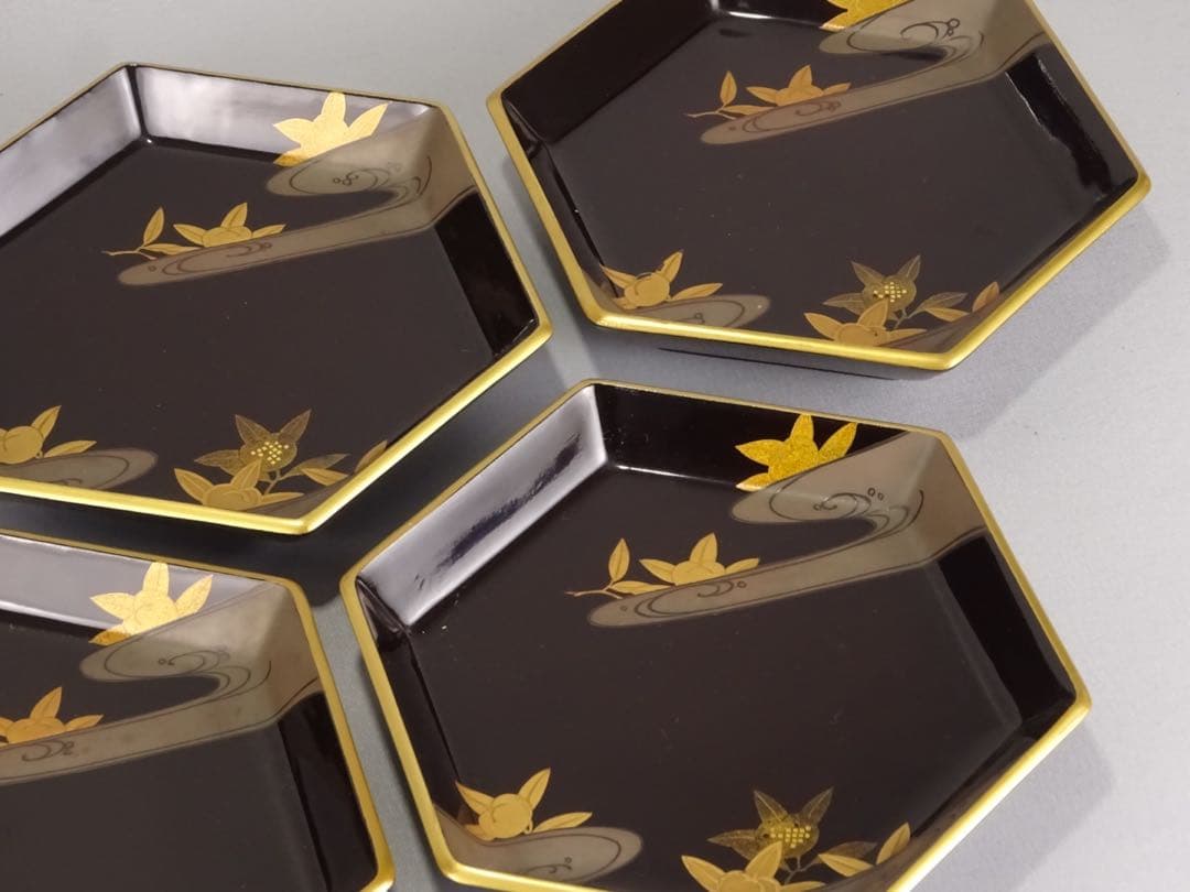 極上　輪島塗　雲に橘　蒔絵　六角　菓子皿　5客　菓子器　銘々皿　切金　木製漆器